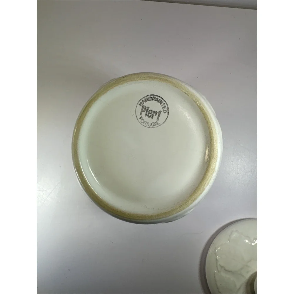 Pier 1 Imports ✨Celadon Embossed Leaf Pattern‎ Canister 5.25